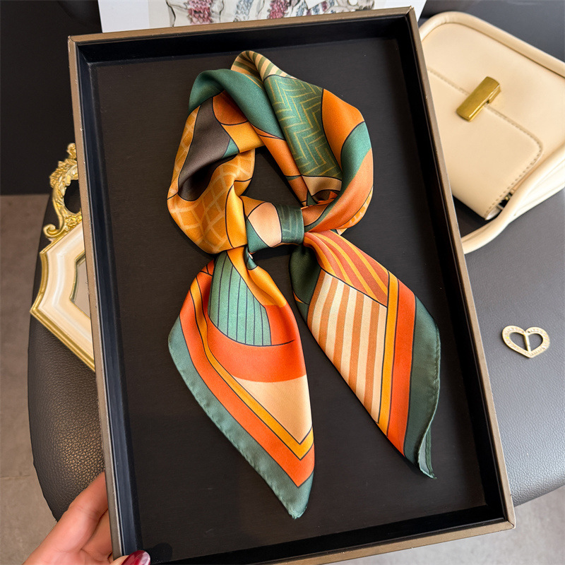 Silk Neck Scarf - 2026 yeni geometri baskı ipek kare