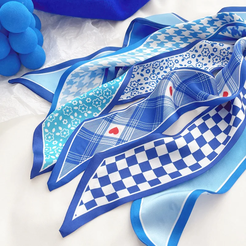 Klein mavi ipek eşarp Kadınlar - Silk Neck Scarf incelemesi ve fiyatı